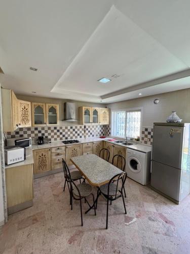 Gallery image of Villa prestige avec piscine in La Marsa