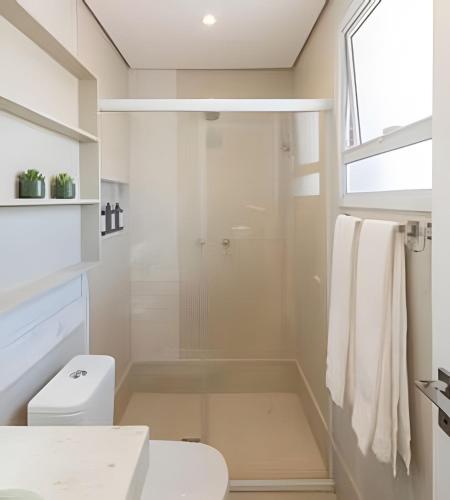 Ένα μπάνιο στο Moderno Apartamento no Cambuí