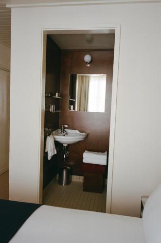 Hôtel Masséにあるバスルーム