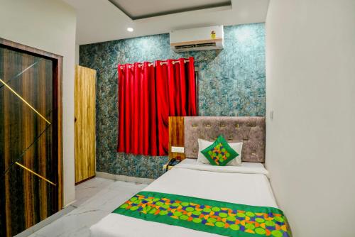 Cama o camas de una habitación en Treebo NPS Grand, Ranchi Railway Station