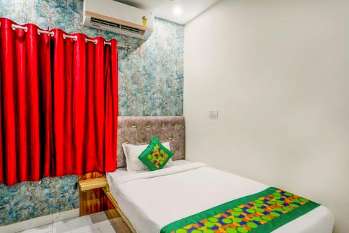 Cama o camas de una habitación en Treebo NPS Grand, Ranchi Railway Station