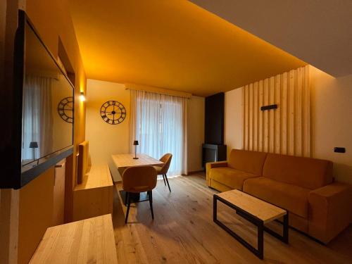 Χώρος καθιστικού στο Rauzi apartments