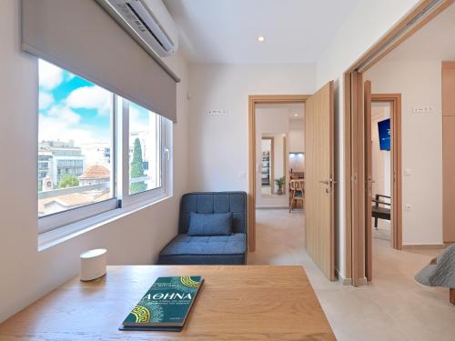 Modern Home with Office, 2' from Monastiraki Metro