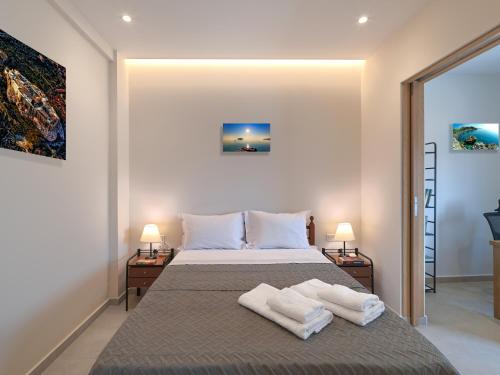Modern Home with Office, 2' from Monastiraki Metro