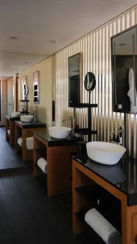 Five Seas by Inwood Hotels photo 18