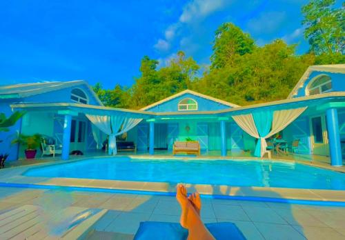 Location privée tout équipé avec petit déjeuner inclus