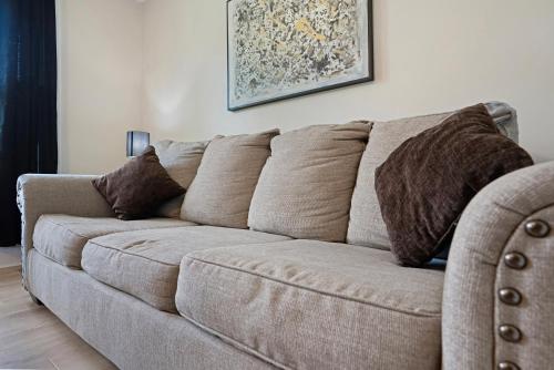 Ein Sitzbereich in der Unterkunft Carbon Ridge 300mbps Wifi - Dog Friendly