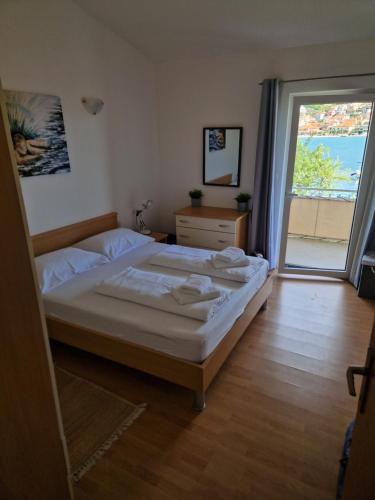 Apartment Sea Breeze