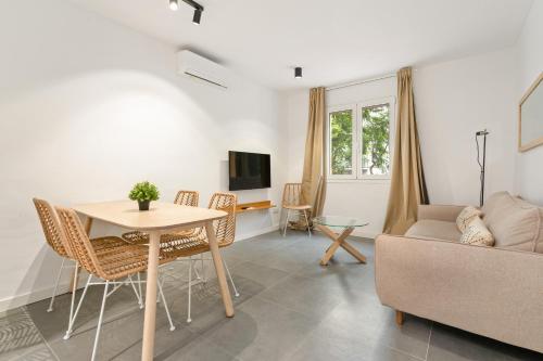 Flateli Espronceda 22