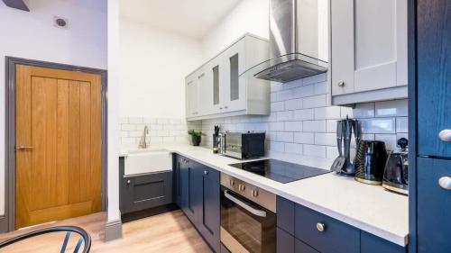 Free Parking, Liverpool City Escape, Sleeps 6 photo 5