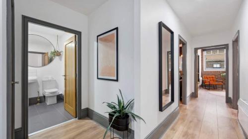 Free Parking, Liverpool City Escape, Sleeps 6 photo 11