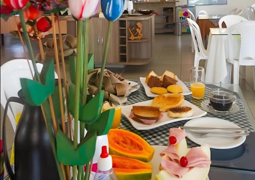 Makanan di atau berdekatan hotel