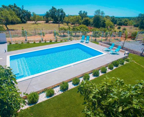 Πισίνα στο ή κοντά στο Villa Zanzibar by Algarve Vacation