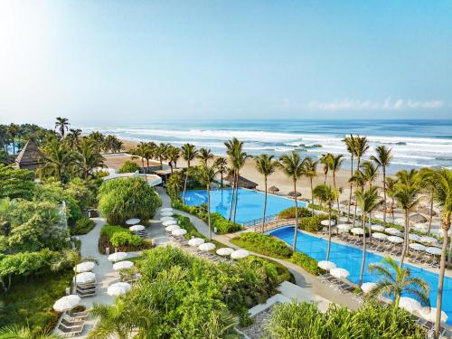 Bazén v ubytování Grand Ocean Breeze Acapulco nebo v jeho okolí