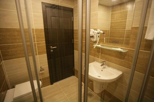 Kupaonica u objektu Hotel Guven