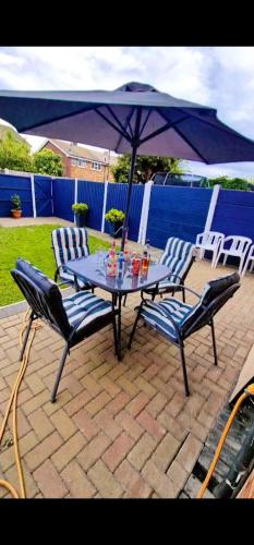 Φωτογραφία από το άλμπουμ του Spacious and Stylish Home, perfect for groups Tilbury σε Tilbury
