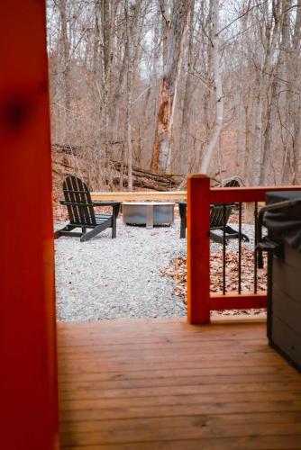Φωτογραφία από το άλμπουμ του Memories at Hillside A Modern Cabin Hocking Hills σε Stella