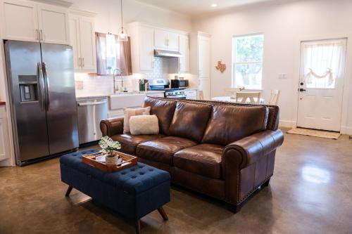 Η κουζίνα ή μικρή κουζίνα στο Dog-Friendly Texas Ranch with Patio, Horses On-Site