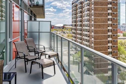 Μπαλκόνι ή βεράντα στο Modern 1BR Condo for 4 Great Views and Balcony