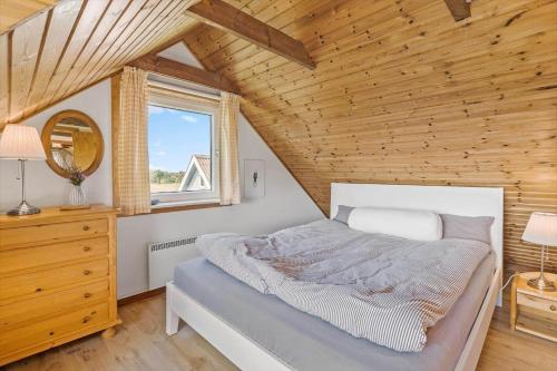 Postel nebo postele na pokoji v ubytování 641-Snedsted-Istrupvej-21-C