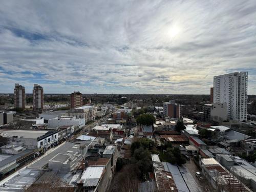 Vista generica su Tigre o vista sulla città dall'interno dell'appartamento