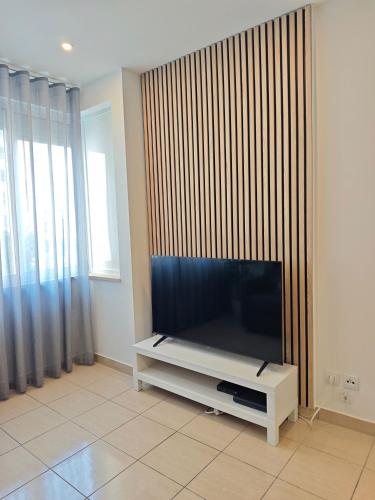 TV a/nebo společenská místnost v ubytování T1 - Miramar 3P