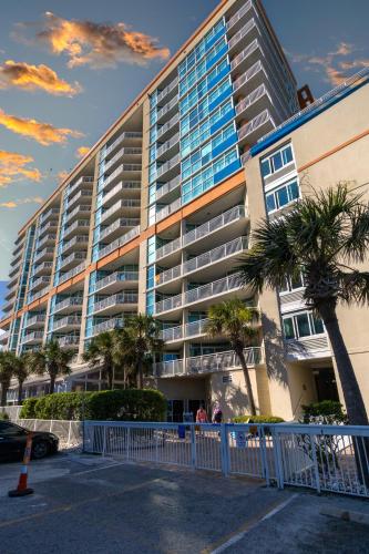 Ocean Front Dunes Village Resort YEAR LONG Water Parks 3 Bd 2 Ba Condo photo 54