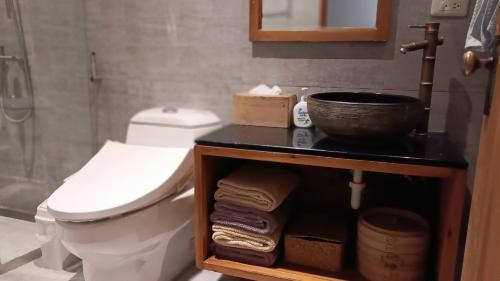 Un baño de Alley X Tainan