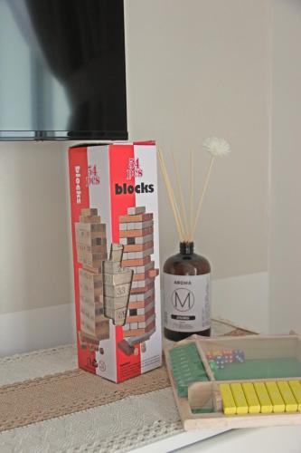 Perpustakaan di apartmen