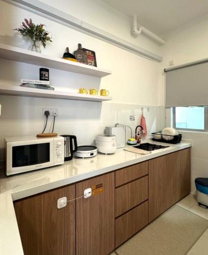 Dapur atau dapur kecil di Modern Seremban Bayu Temiang 3BR Apartment-New