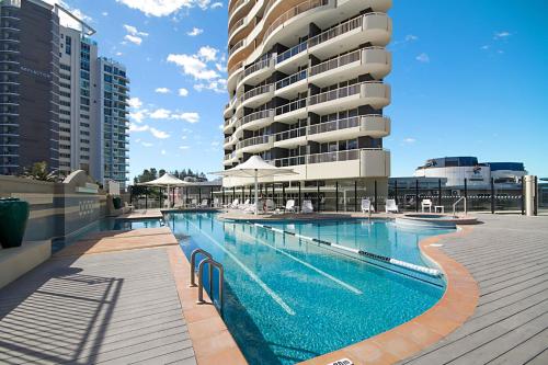 Πισίνα στο ή κοντά στο Ocean Tower Unit 1308 - Twin Towns