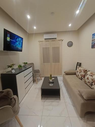 Phidias House