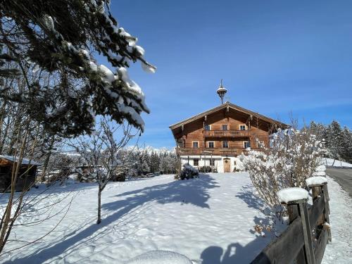 Apartments Seebichlhof Kitzbühel by Alpine Host Helpers en invierno