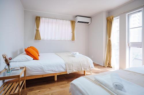 SCD312 Rare Private Home for 10 in Ikebukuro, 2 Full Baths, Eight subway lines connect to Tokyo business district