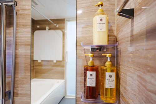 SCD312 Rare Private Home for 10 in Ikebukuro, 2 Full Baths, Eight subway lines connect to Tokyo business district