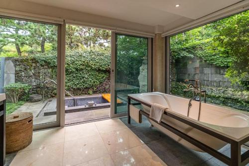 Zahrada ubytování The Seaes Hotel & Resort