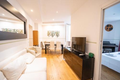 La Marmora 3 bedroom apartment near Galleria dell'Accademia