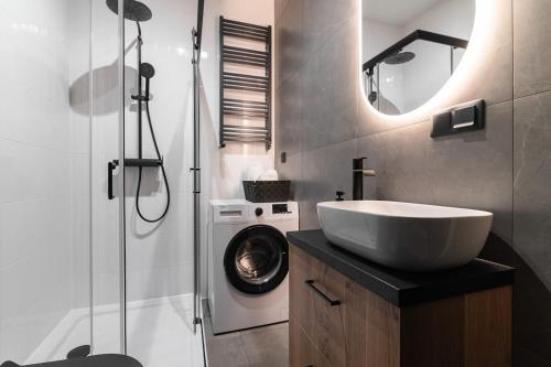 Ένα μπάνιο στο APARTAMENT ZEN winda klimatyzacja dobra energia