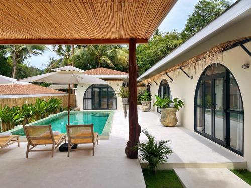 - Vistas al exterior de una villa con piscina en Boho Village, en Ko Pha Ngan
