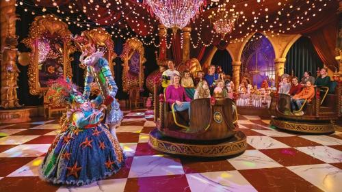 a group of people riding on carols in a disney pageant at Mercure Hotel Tilburg Centrum in Tilburg
