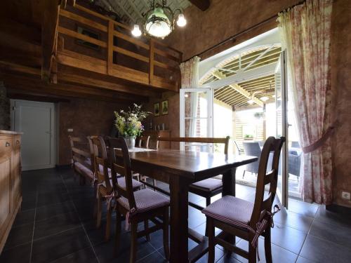 Fotografie z fotogalerie ubytování Beautiful holiday home in Belgium v destinaci Jehonville