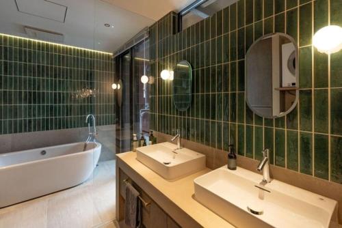 Et badeværelse på Dei Amami - Vacation STAY 28894v