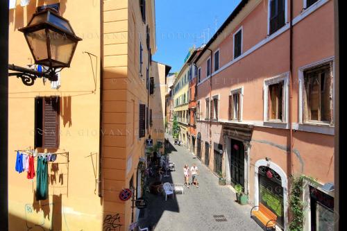 Rosa Trastevere Magic Location