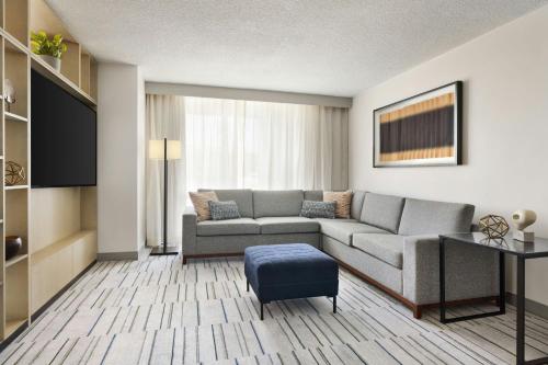 Un lugar para sentarse en Marriott Saddle Brook