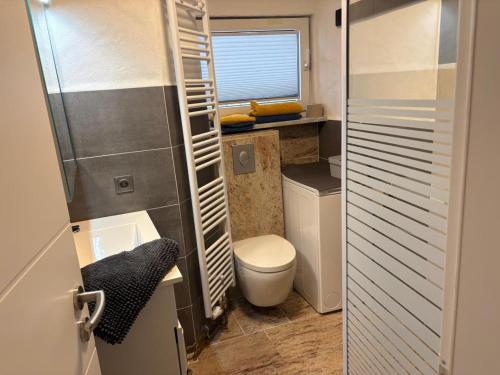 Koupelna v ubytování NEU! Ferienwohnung Stadtkern Calau