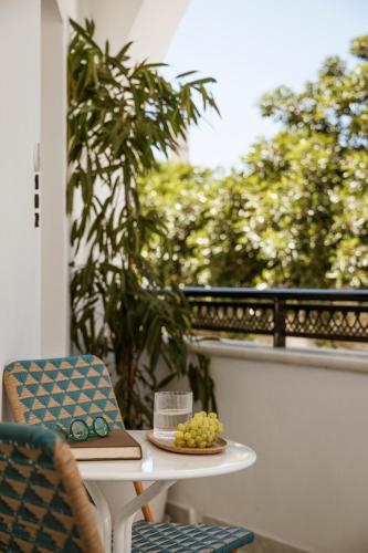 Thoe Suites Naxos - Indoor Jacuzzi