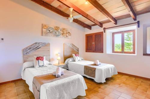 Villa Taberna by Villa Plus