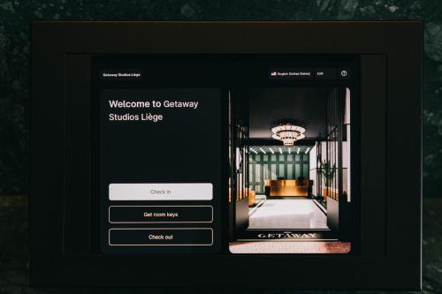 a picture of a website with a room at Getaway Studios Liège in Liège