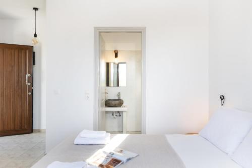 Studio Tolakis photo 3