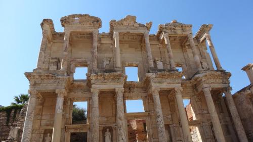 ancient building in the ruins of the library at Emel Pension in Guzelcamlı